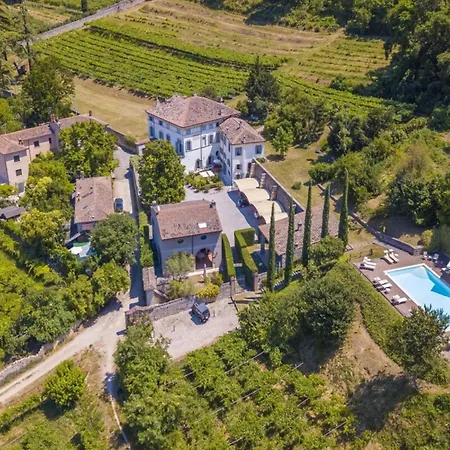 I Cipressi By Halldis Colognola ai Colli